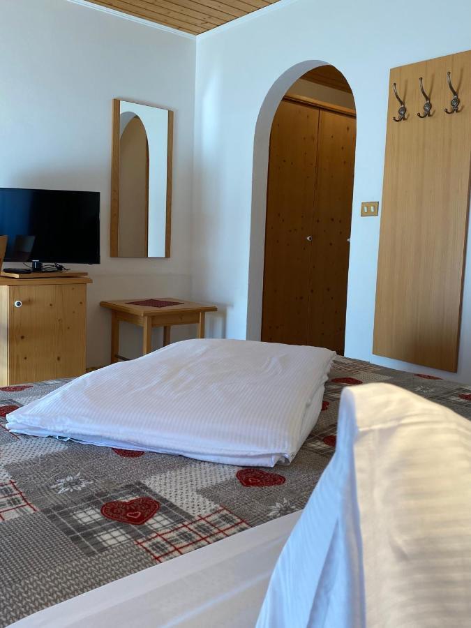 Hotel Garni Living San Candido Eksteriør billede